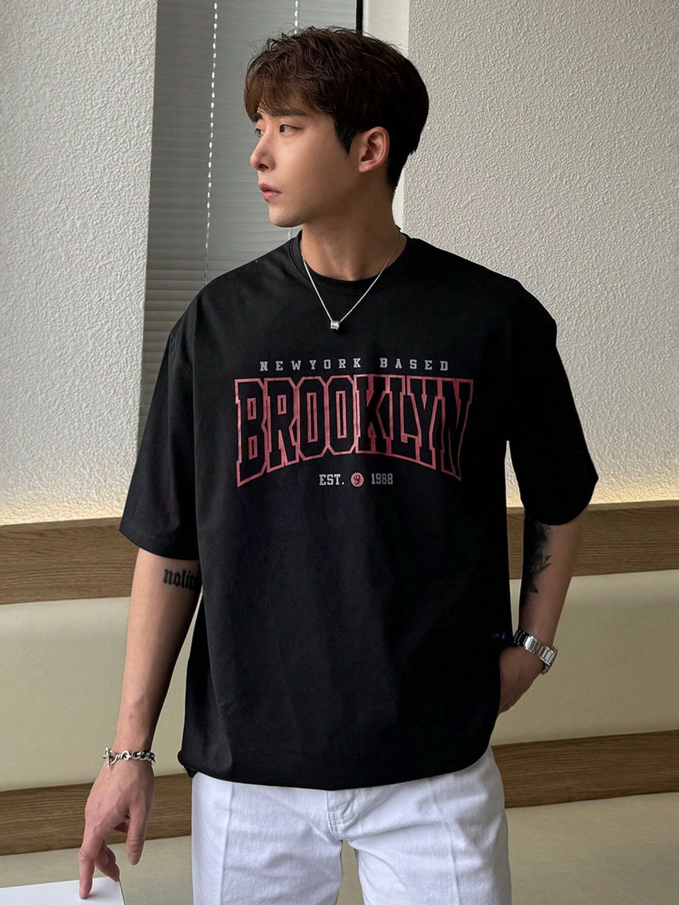 Drop Shoulder Print T-Shirt - Brooklyn - Black