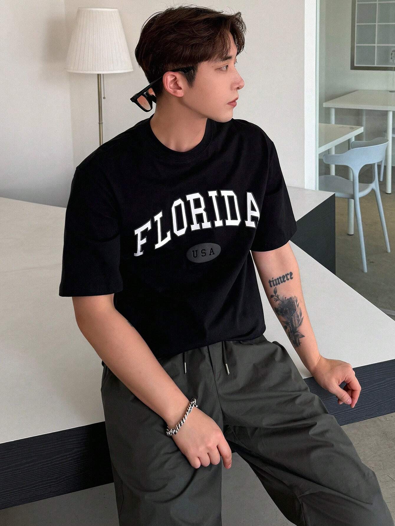 Drop Shoulder Print T-Shirt - Florida - Black