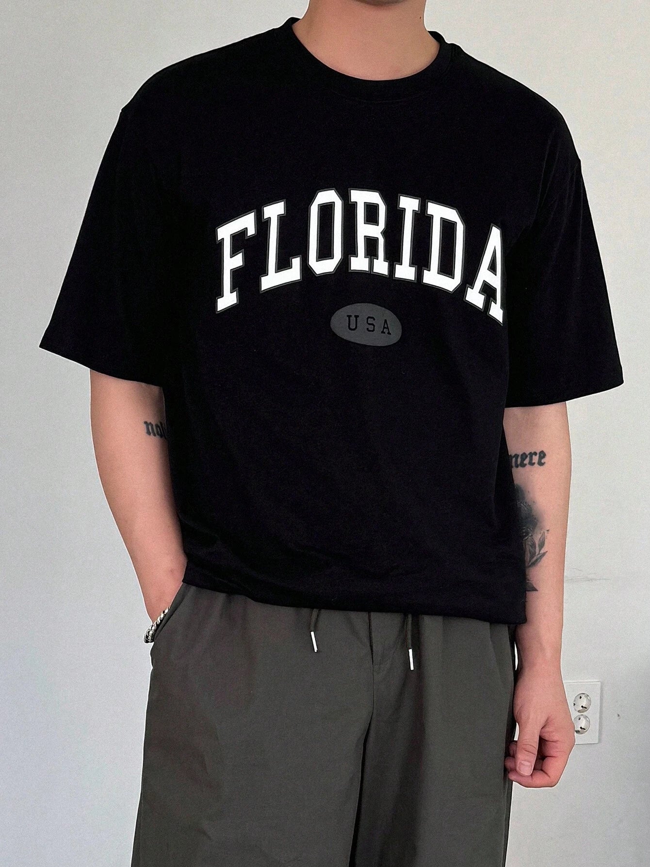 Drop Shoulder Print T-Shirt - Florida - Black