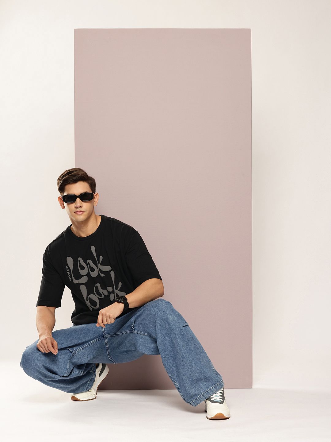 Drop Shoulder Print T-Shirt - Never Lock Back Design - Black